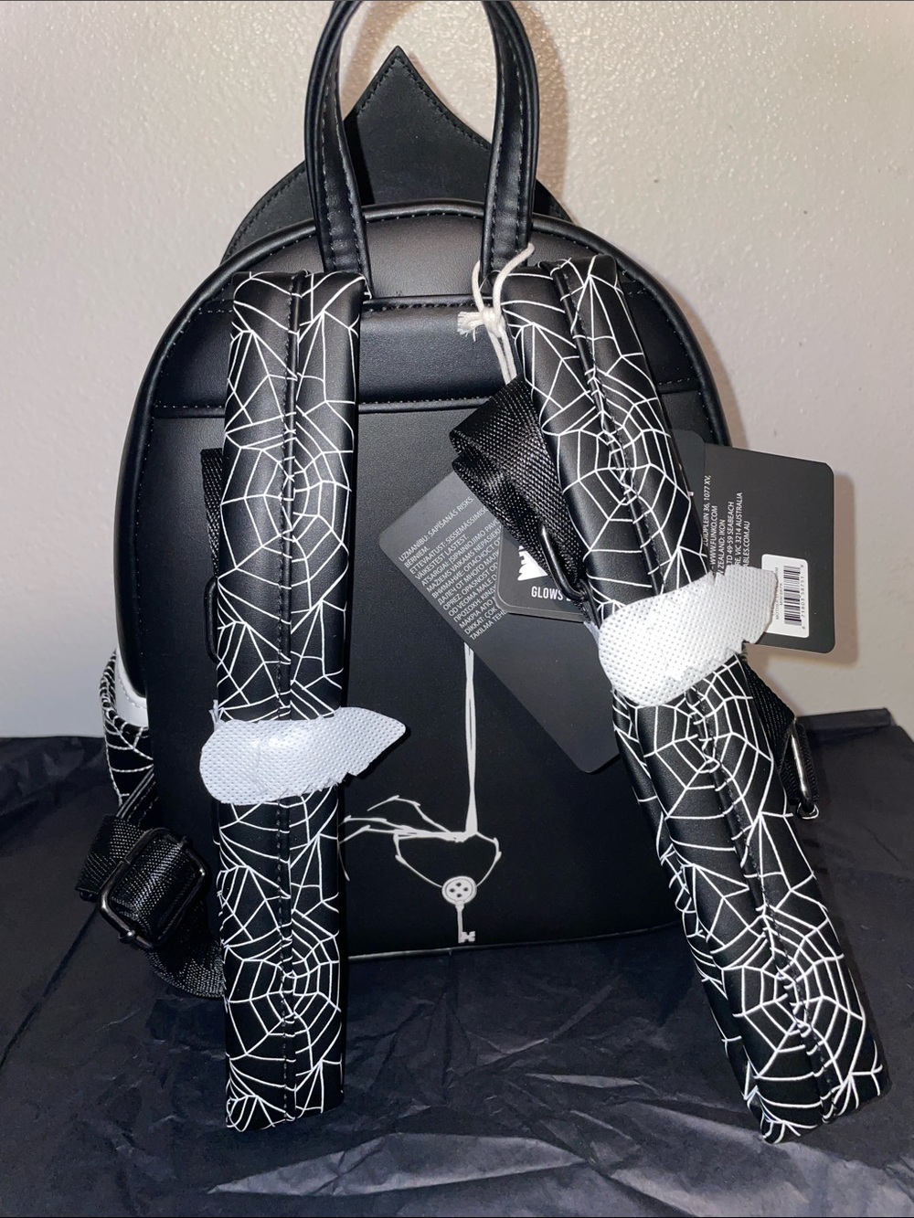 Loungefly Coraline Other Mother Spider Form GITD Cosplay Mini Backpack & Wallet - Picture 8 of 15